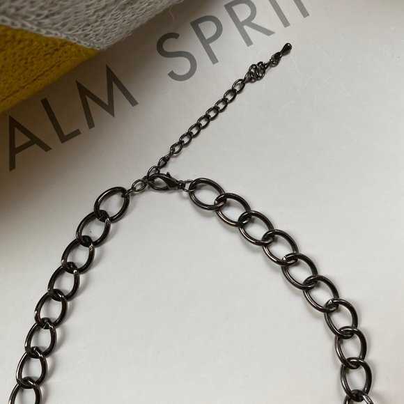 Bold Jewel Tone Statement Necklace - Picture 10 of 14